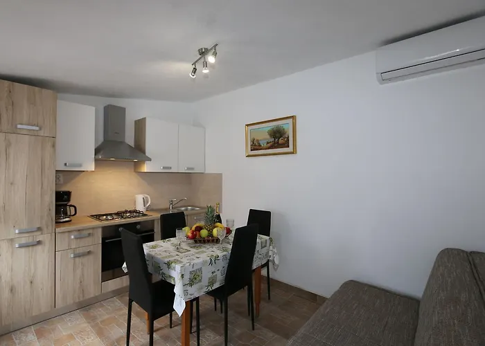 Ferienhaus House Car Mirko *