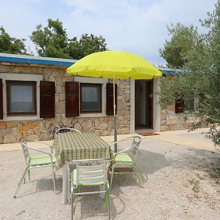 House Car Mirko Holiday home *